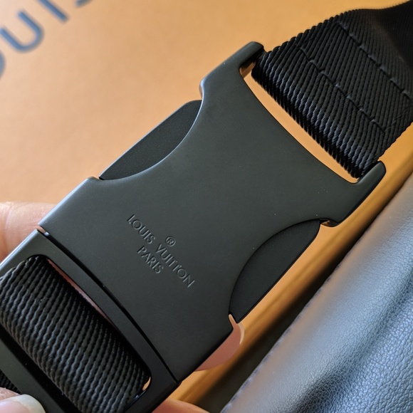 Louis Vuitton Authentic Galaxy Voyage Bum Bag - Picture 5 of 8